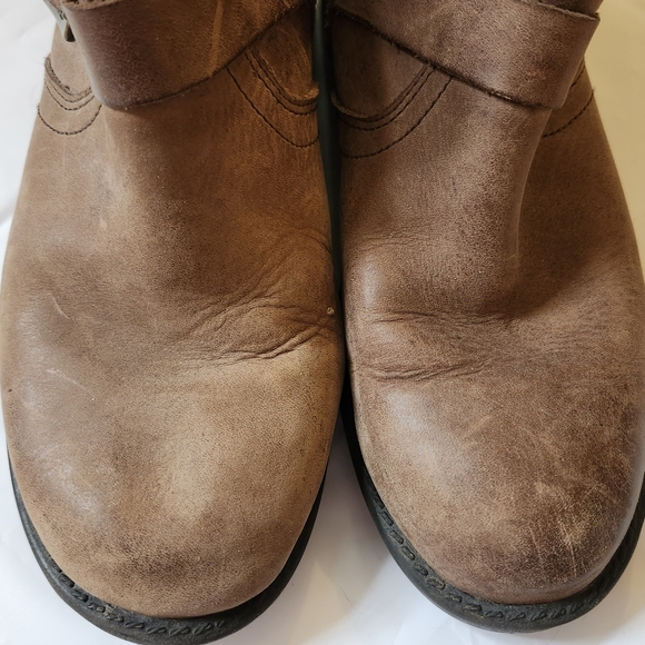 Frye Boots - Picture 3 of 10